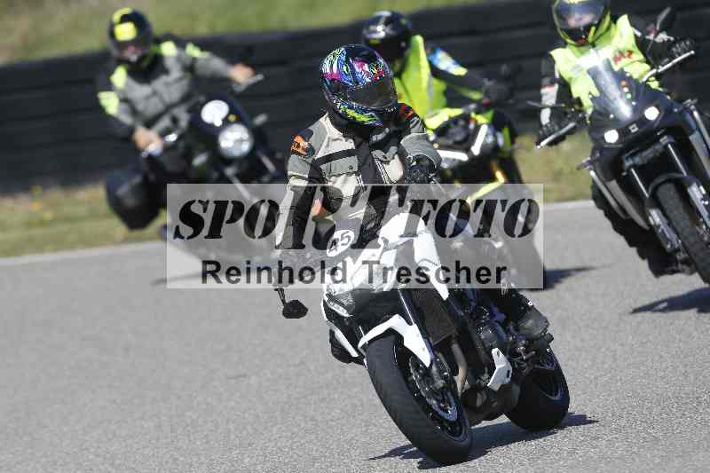 /01 02.04.2026 MAZ ADR/Gruppe gelb Gruppe gruen/45